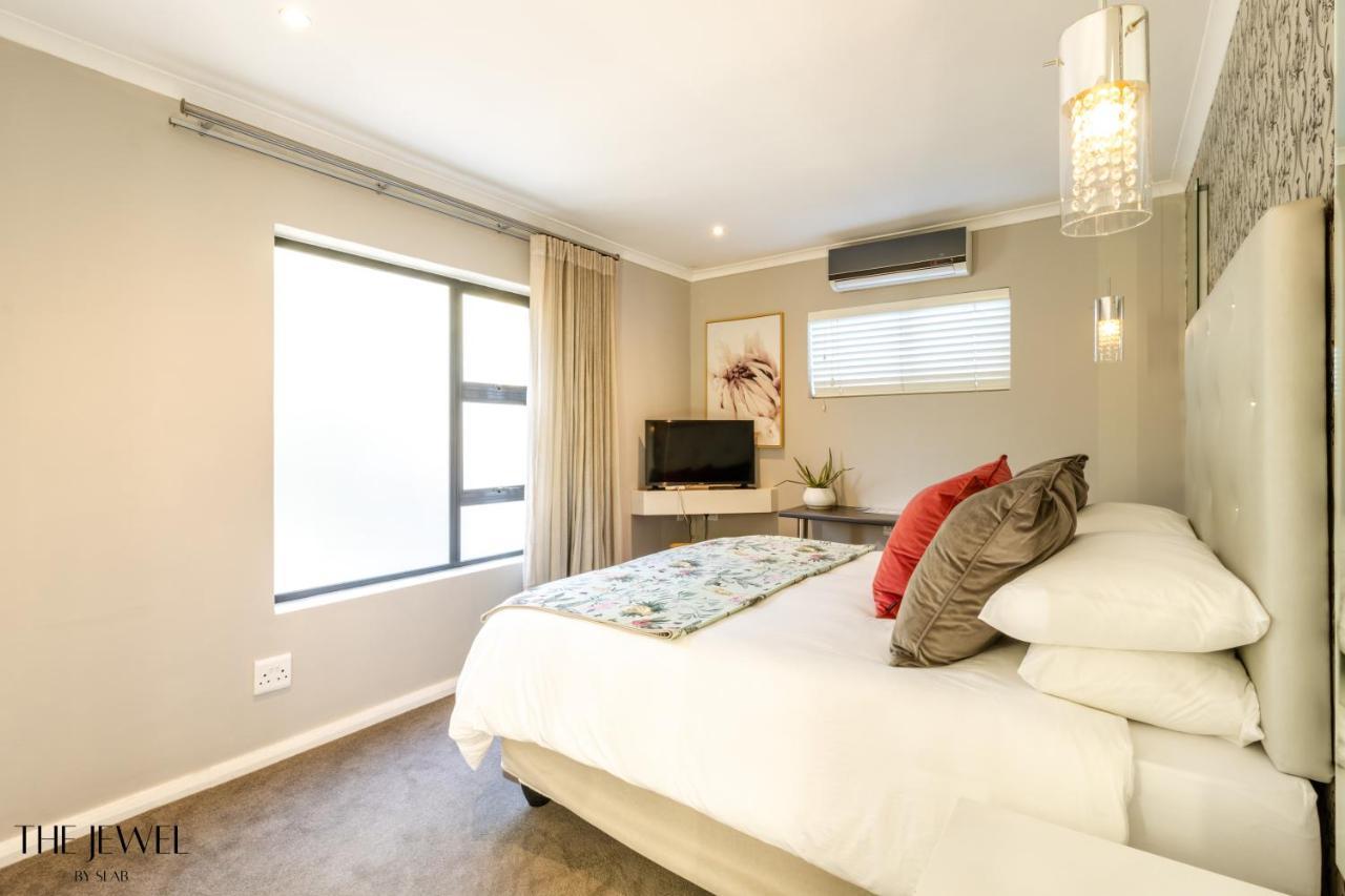 The Jewel Bed & Breakfast